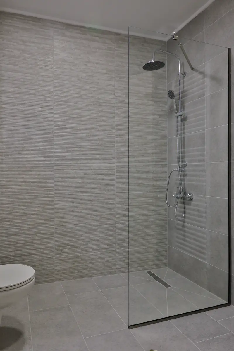 Shower — Antonis Apartment